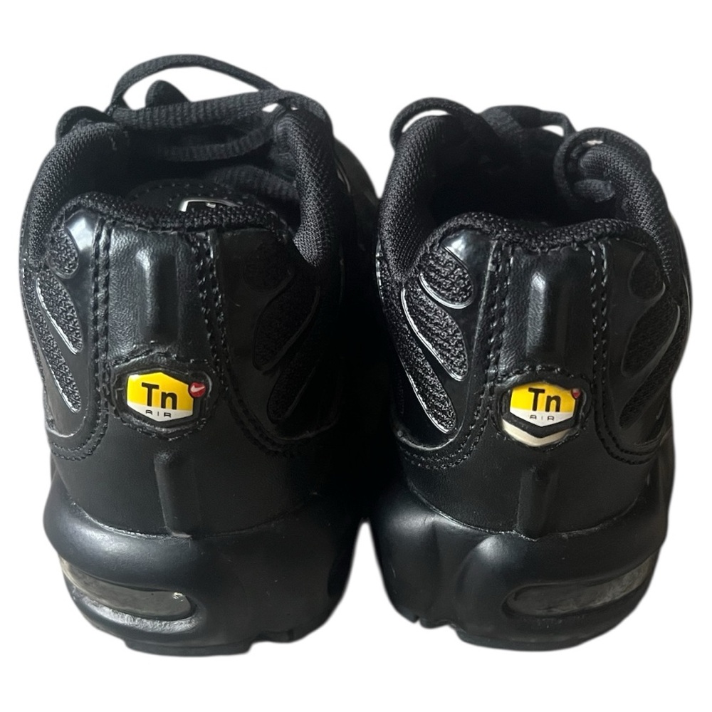 Nike Black Air Max Plus Athletic Shoes with Tuned Air